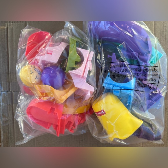 Slideway Toy - Colorful Wall bath or pool toy - Picture 2 of 3